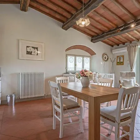 Trifoglio Villa *